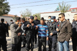 镇远为什么选择专业追讨公司来处理您的债务纠纷？